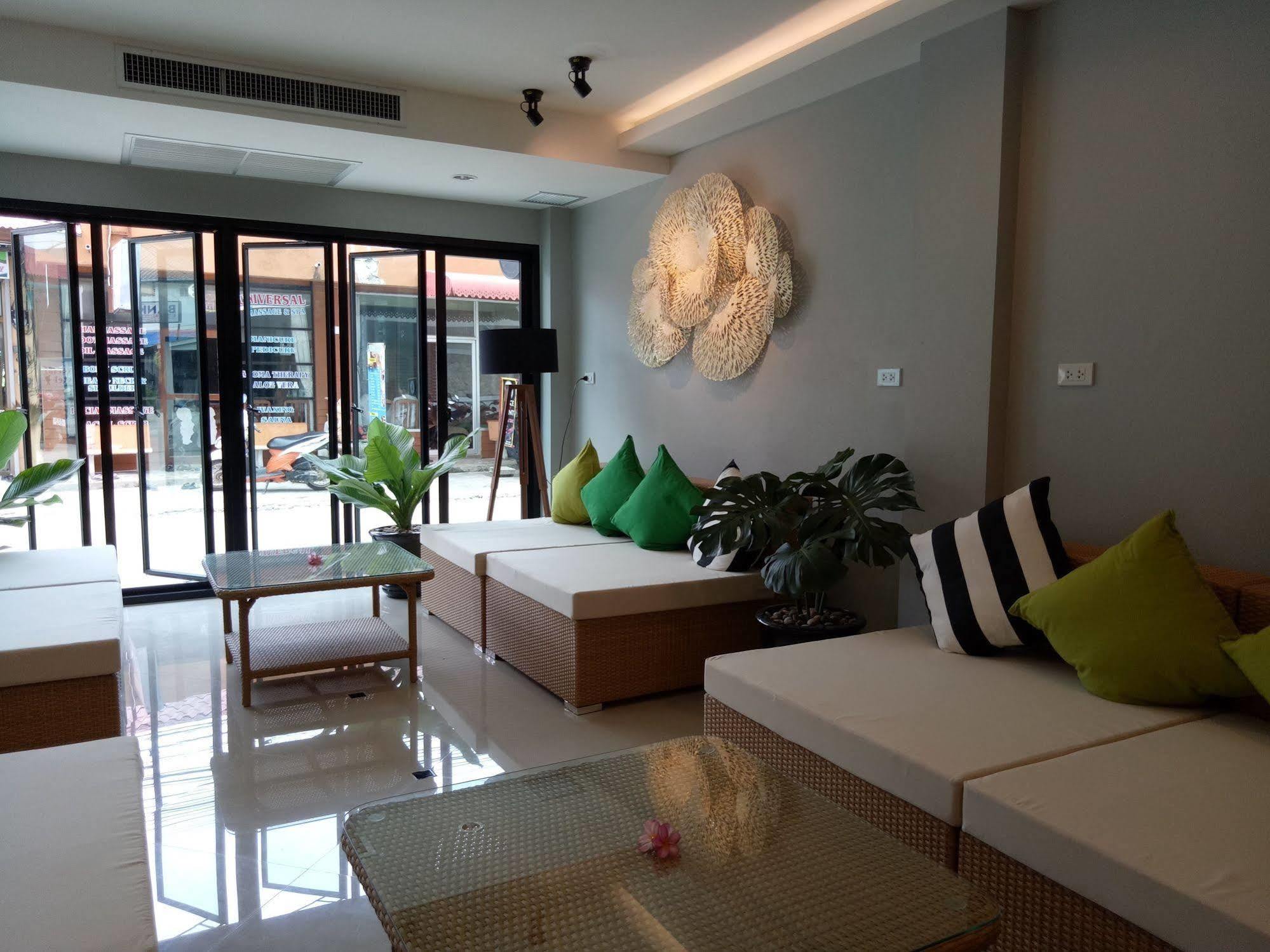 Phangan Pearl Hostel Haad Rin Exterior foto
