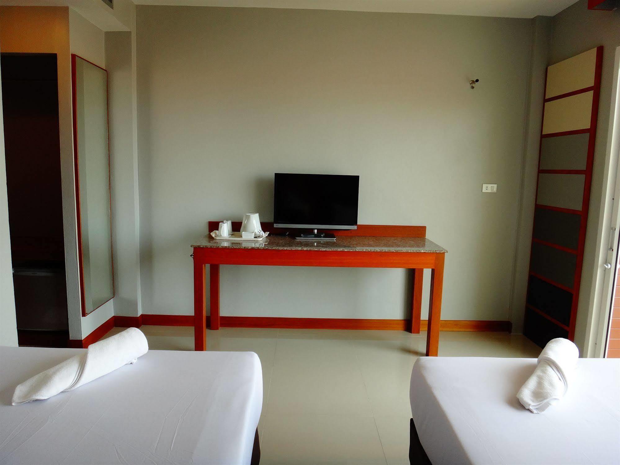 Phangan Pearl Hostel Haad Rin Exterior foto