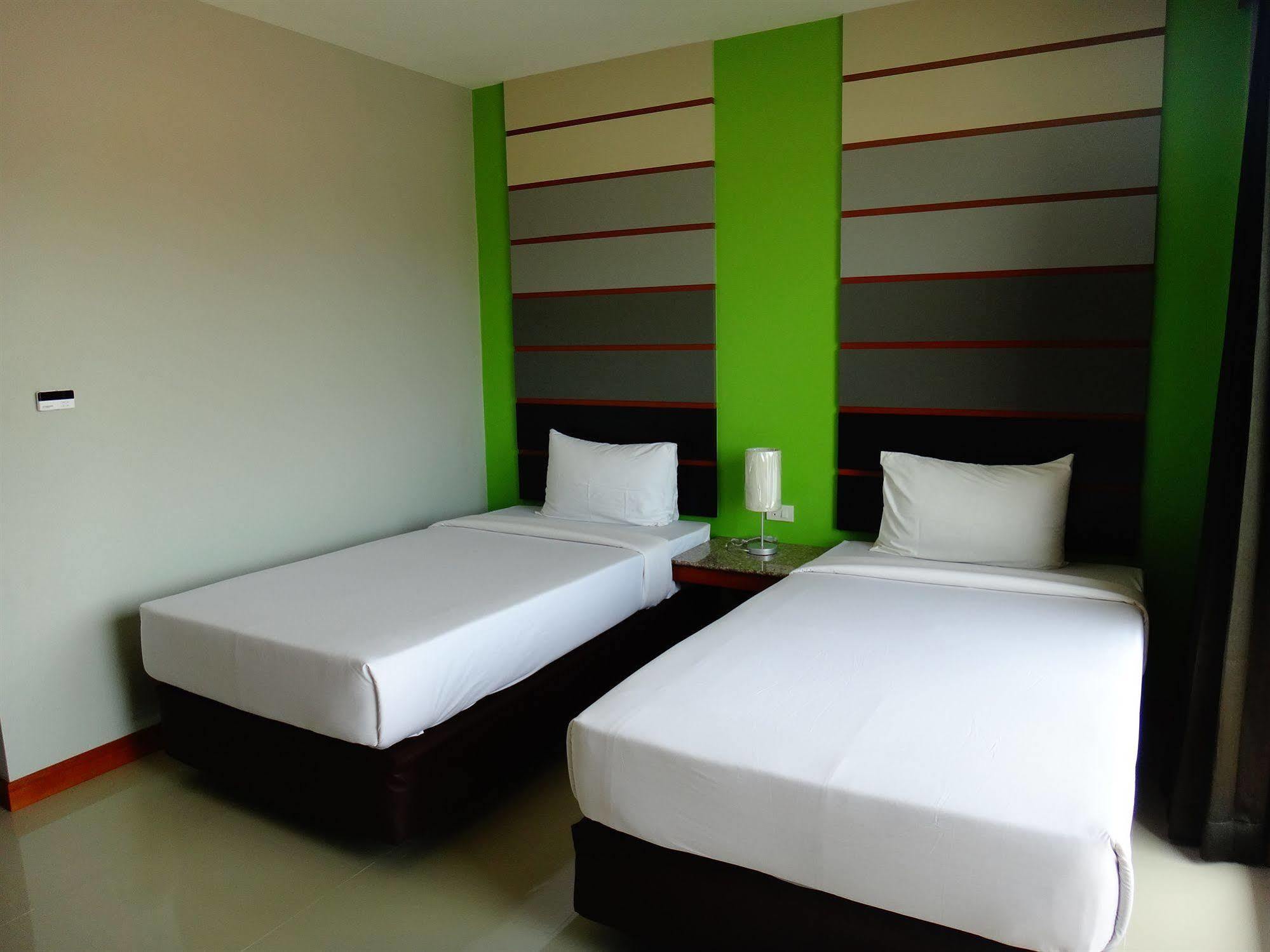 Phangan Pearl Hostel Haad Rin Exterior foto
